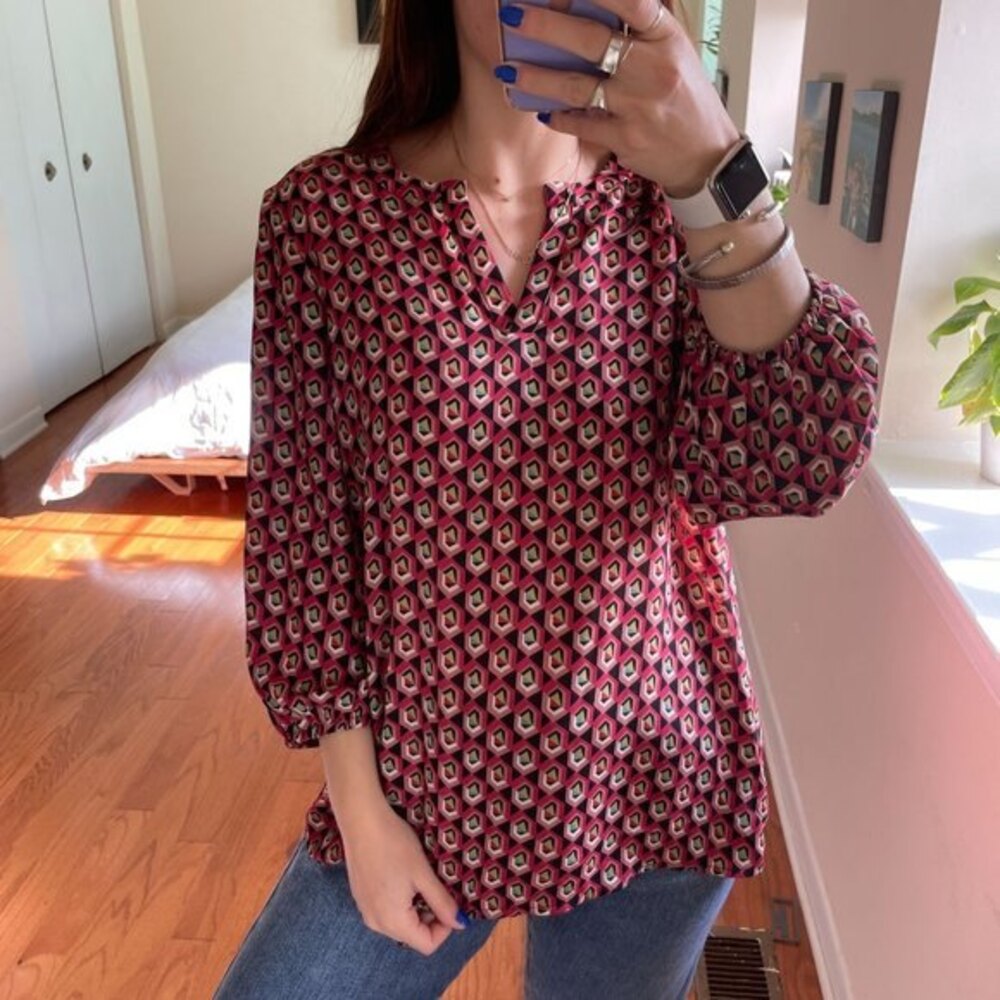 Pleione Geometric Patterned Long Sleeve V-Neck Blouse Pink SIze XS